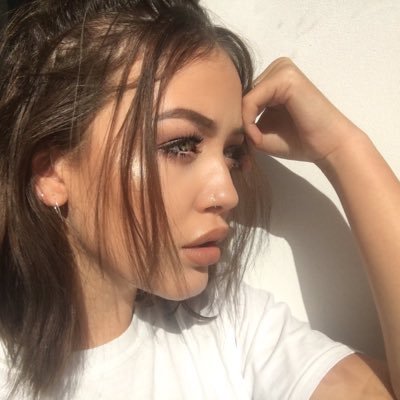 roybriana36's profile picture. 