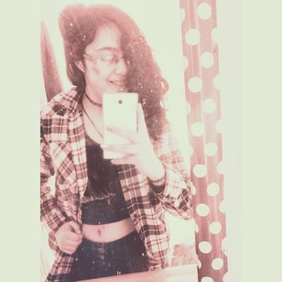 Scout/Guía/Zquad/Directioner/David Guetta//#LarryIsRealBitch/Coldplay/Wiz Khalifa