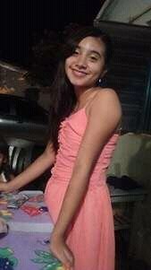 EL AMOR NACE CON LA SONRISA CRECE CON ILUCION AUMENTA CON LA ESPERANZA Y SE MANTIENE EN EL CORAZON❤