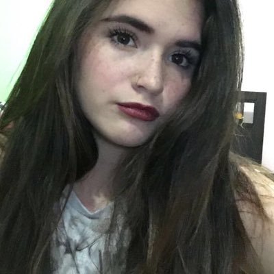 MckenzieeNewman's profile picture. Tuck me up