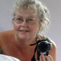 renee wright (@ncflix) Twitter profile photo