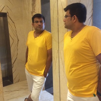 vinayak_amit's profile picture. 