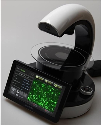 juli_scope's profile picture. My name is JuLI form Just Look at it.
I was born for you to easy capture the image of cell.
and....