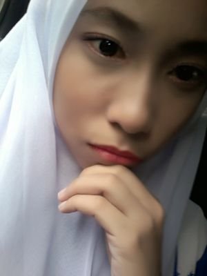 iedazhrh's profile picture. Bila kamu dlm kgelapan dia hadir mmbawa cahaya..Pabila kamu proleh cahaya..dgn tiba-tiba kamu hilang punca cahaya itu..ia bgai tiada erti lg..