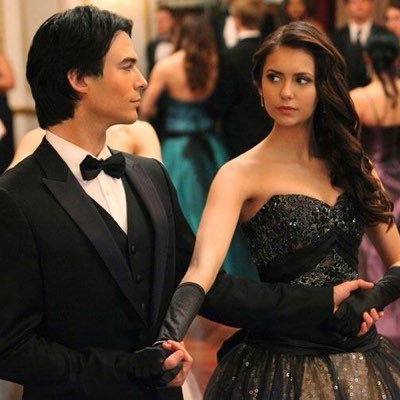 Elenapadalino12's profile picture. 