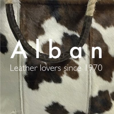100%Original design made in Italy; hand-crafted products;1st quality, certified European raw materials,40 years of professional experience working with leather