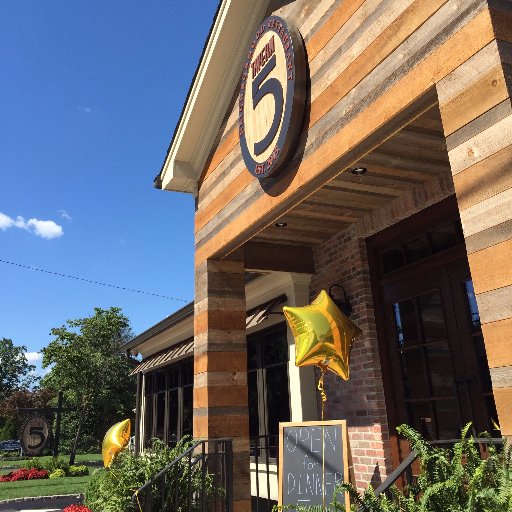 Tav5Restaurant's profile picture. Located in Pompton Plains featuring a seasonal menu, signature cocktails, select wines and a rotating list of craft beers.