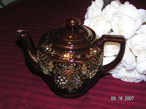 I am a tea party enthusiast,striving to introduce the charms of tea parties to everyone, webmaster of  http://t.co/5ytocaiZhC
