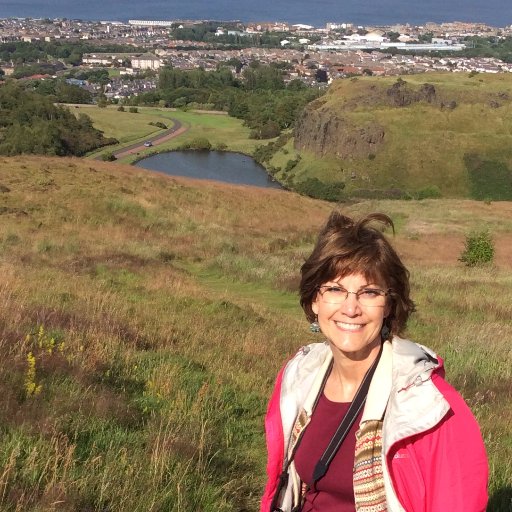 libalice's profile picture. Librarian and lover of books, dogs (esp. Z), flowers, birds, mountains and my man! Not necessarily in that order.