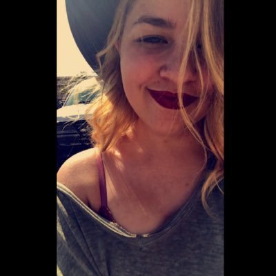 EmilyNicole_713's profile picture. Just your average fangirl. Television is my thing.