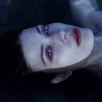 сериальный задрот и богиня пиздостраданий