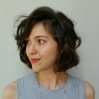 lenamarandi's profile picture. singing and slinging