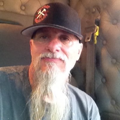 LRPears's profile picture. Love what I do, where I live, the one I am with, my ride and my life.