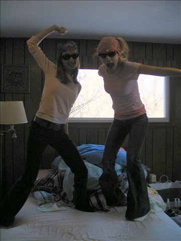 MeggieLew18's profile picture. 