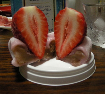 j_j_new's profile picture. 写真はでっかいイチゴ大福。
paypayとLINEは使っていません。