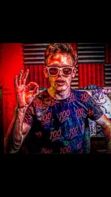 Uroe_E's profile picture. who gives a shit.