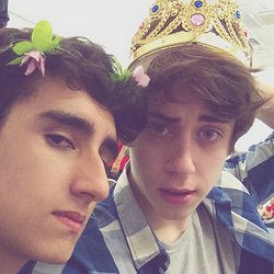 felpolanger's profile picture. a solidão me fez ser fã de cellbit  ❤