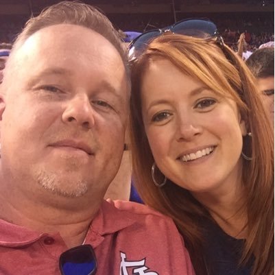 Vallij18's profile picture. 