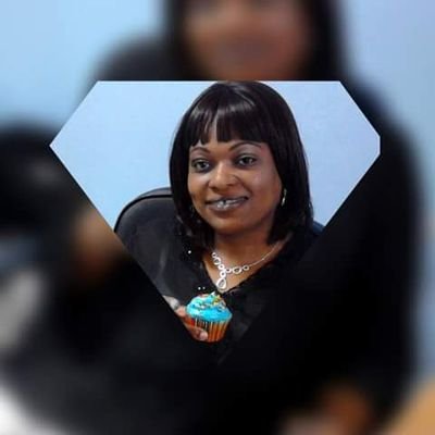 RenZz_L's profile picture. 