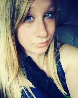 megzkilldhim's profile picture. Megan