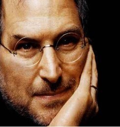 アップルのCEO、スティーブ・ジョブズの至極の名言をつぶやきます。Stay hungry,Stay foolish!