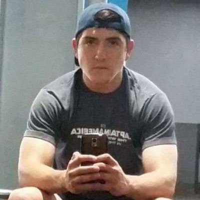 Blopez_18's profile picture.