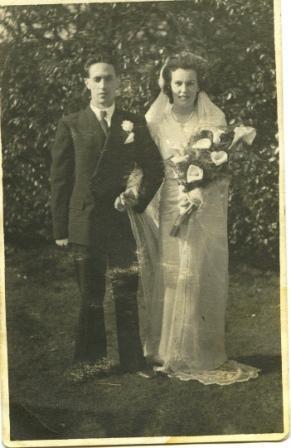 FunFamHistory's profile picture. An amateur genealogist looking to share and receive information with like minded people