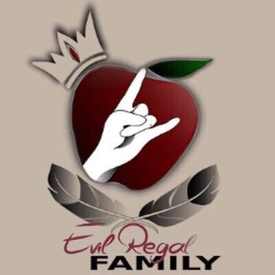 A place for all #EvilRegals. Dedicated to bring fans together & providing infos about recent, future and past projects by @LanaParrilla 🤟