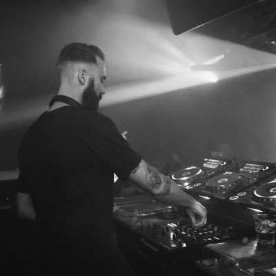 AarinFraser's profile picture. Music, friends, family, beach, sun, beers, food lots of food! Owner of a boutique record label and productions company specialising in electronic dance music. x