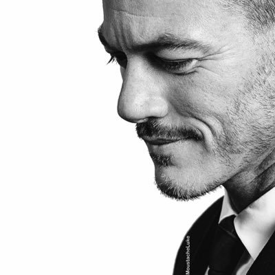 A fan page for Luke Evans and his Moustache!!!