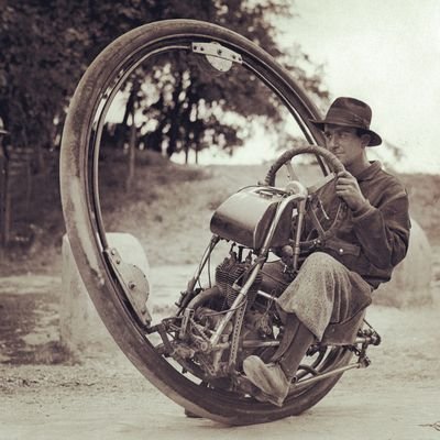 My monowheel has a punt gun.
All my best: https://t.co/xNRTzLoR2a