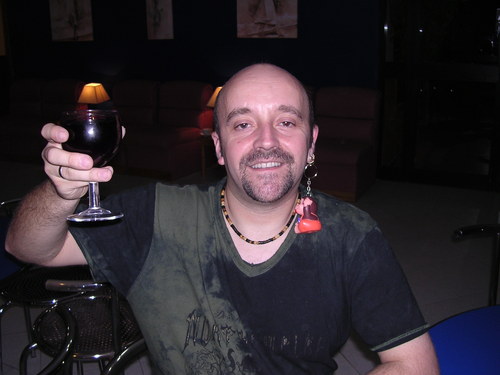 dizzy99920's profile picture. Hi, i live in the middle of the uk with my wife and three kids, work for my own taxi company and love my life ...