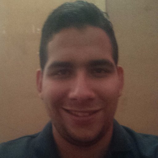 HenSantana's profile picture. Yá llegué. Acá estoy.