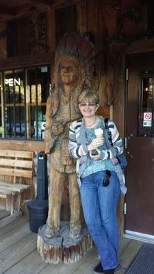 8764Tresa's profile picture. Mom,Wife,Nurse.Animal https://t.co/kjq5Ouq4mF pets are like my kids.Trying to stay positive in a negative 🌎..