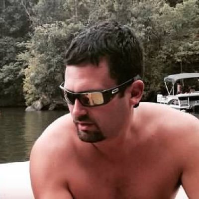 mikieandshell's profile picture. 