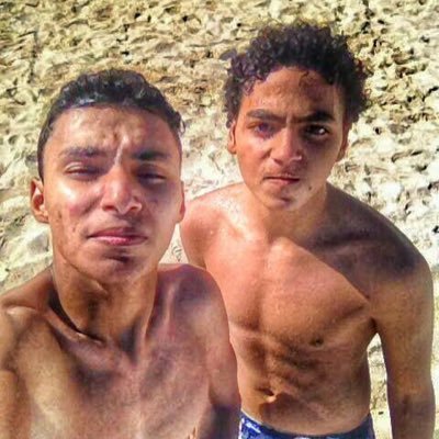 y_kholyy's profile picture. 