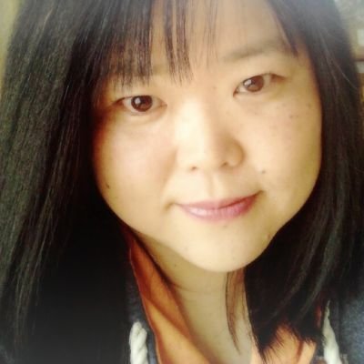 Miwashiba A Twitter 前髪が少なかったり 無いと老けて見えるから パッツンの前髪ヅラをつけると若く見えるのです バランス間違えると田舎臭くなるけど それも面白い ほっかむりして農婦のコスプレ ふふ T Co 74bejefbb2