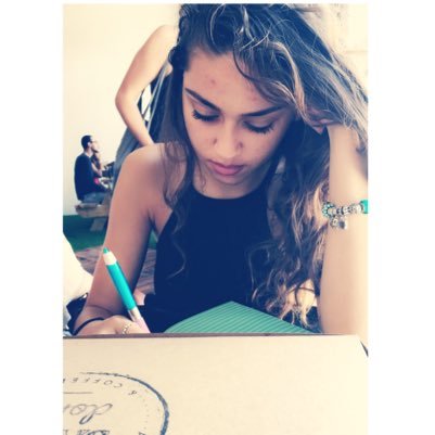 scribblesparkly's profile picture. I'm a young girl trying to find myself by writing my way through life and experiencing all that I can! Blog is linked below!