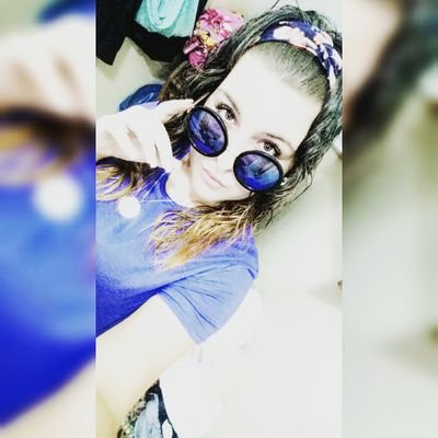 Que la vida es más bonita si te miro de reojo y te pillo mirando❤.