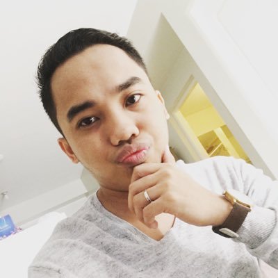 iamPonziJazz's profile picture. Sr Software Engineer | Traveler | Sunset | Badminton | Visual Artist | IG:@iamjayfer