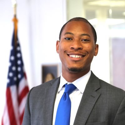 Legislative/Policy Director for @senatorwarnock. He/Him. Proud ATLien.🍑🥜 #GoDawgs. Probably streaming OutKast.