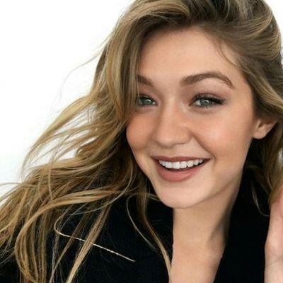Salmo 27:3; proteger e amar Jelena Noura Hadid #GiForce