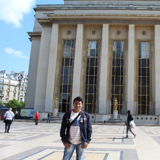A mechanical enginnering graduate from BMSCE, Working as manager in molex india ltd.and also into interior design.