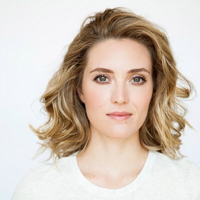 FOLLOW @evelyneofficial bc they gave u a free follow, will follow back!