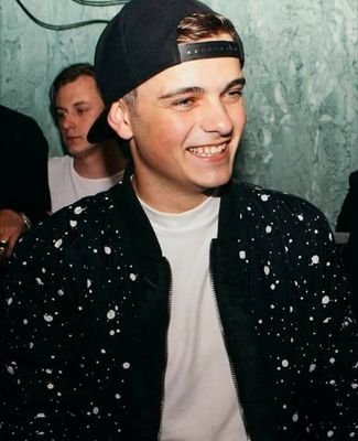 → Martin Garrix♪❤
→Justin Bieber✌
→❤Griezmann❤#TeamGrizi
→Juanpa Zurita
→Mario Bautista☺
→Mi sueño Tomorrowland✨
→#TE4MG4RR1XP1ZZ4
→Armin Van Buuren
→#SoyDragon