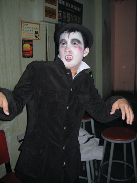 Covertblogger's profile picture. 