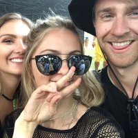 Linds (@lindswoof) Twitter profile photo