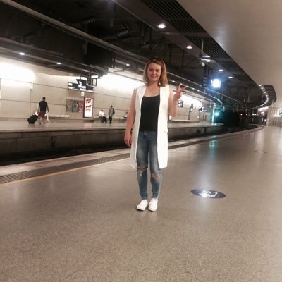 Montawics's profile picture. The beauty of male has not yet been portrayed by the only one who can do so-the female