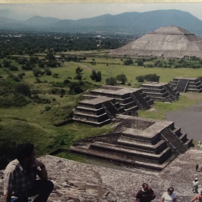 PrincipalSoto's profile picture. Principal, Kyrene del Norte Dual Language Academy, bilingual-bicultural, ambos Nogales, tweets are mine, supporting all 21st century learners in 2 languages