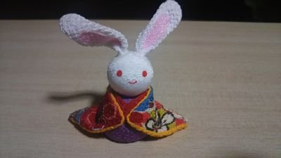 第10回小学館ライトノベル大賞、 ガガガ賞受賞。ラノベ作家六年生です。 偉大なる小学館さまより「ハナシマさん」二巻まで発売中。
そしてBookLive!さんにて、比類なき漫画家・諸田トモエさまによる伝説の漫画「異世界旅館でごゆるりと」原作もやらせて頂いております。
あと、カクヨムでしょうもない話も書いています。